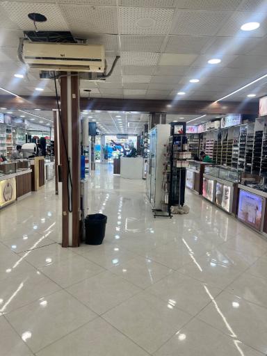 عکس فروشگاه آرایشی نارسیس