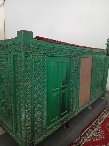عکس آرامگاه درویش فخرالدین