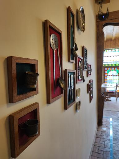 عکس رستوران عمارت همدانی