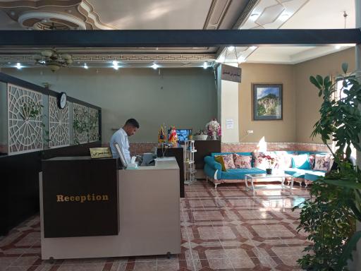 عکس هتل ایران زمین