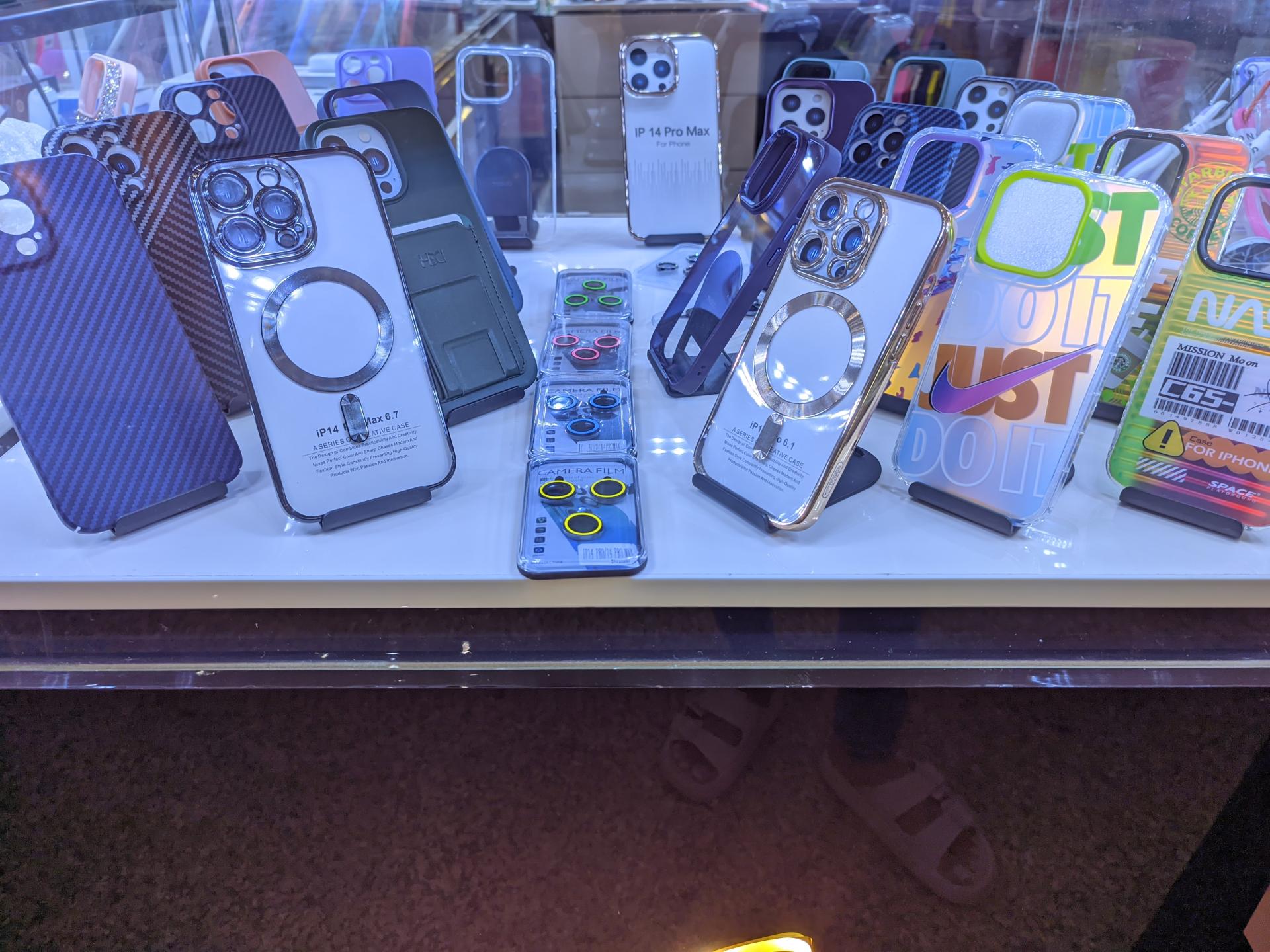 عکس قشمی استور