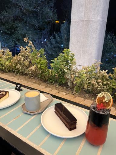 کافه کتاب اردیبهشت