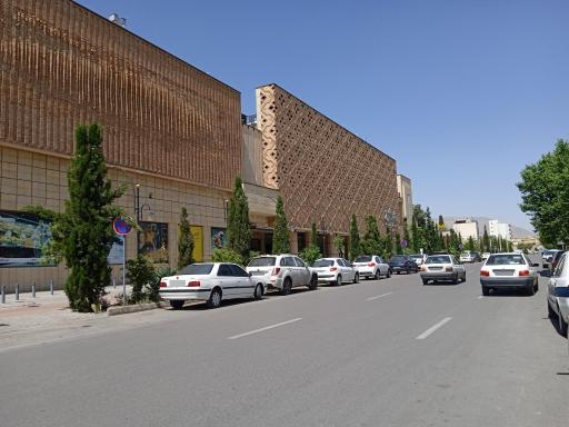 عکس هایپر می