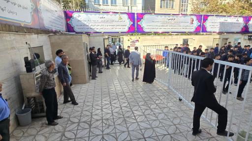 عکس دبیرستان غیر دولتی نور رضوی
