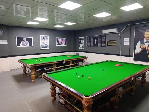 عکس باشگاه بیلیارد امیر
