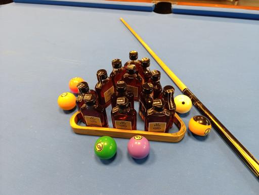 عکس باشگاه بیلیارد امیر