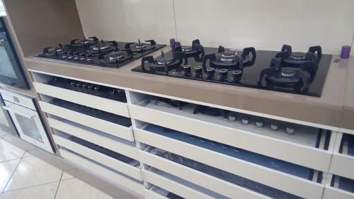 عکس کالای ساختمانی آقای فردین