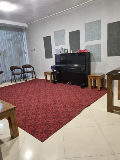 عکس آموزشگاه موسیقی اورنگ 