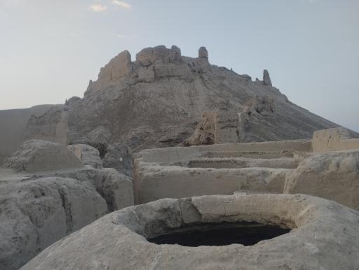 عکس قلعه بمپور