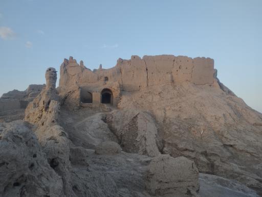 عکس قلعه بمپور