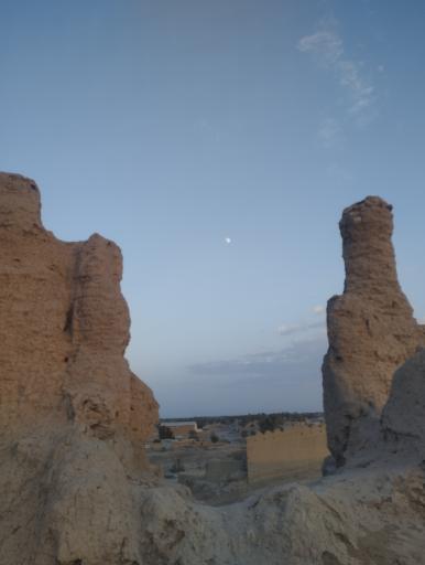 عکس قلعه بمپور