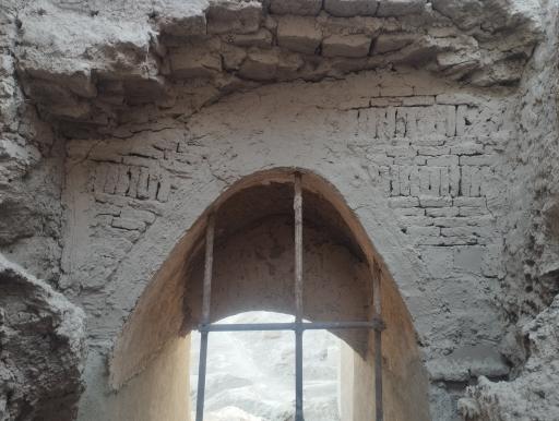 عکس قلعه بمپور