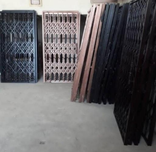 عکس فروشگاه درب آکاردونی غفوری