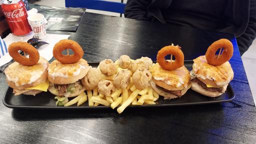 عکس برگر کلاب (شعبه شهران)