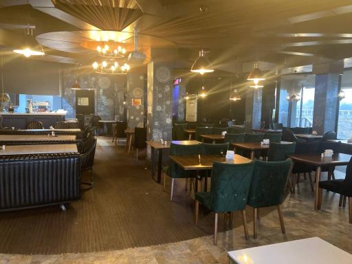 عکس کافه رستوران کاریز فاز 2 نهج البلاغه