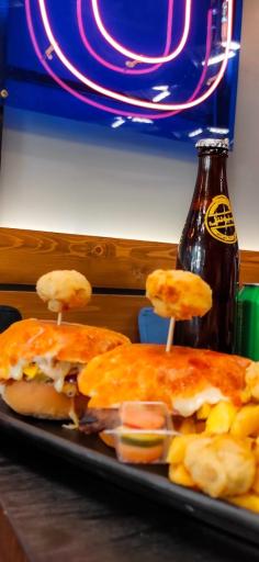 عکس برگر کلاب (شعبه شهران)