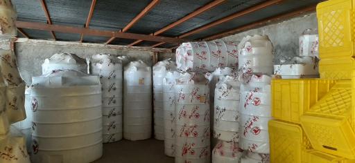 عکس مخزن فروشی تهران پلیمر یارا 