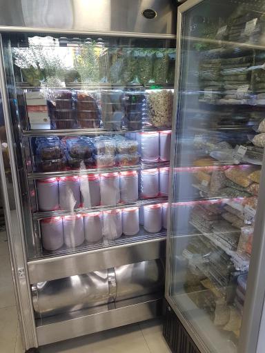 عکس سبزی‌ خردکنی ریحانه (شعبه اصلی)