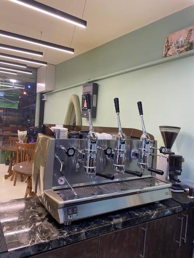 عکس کافه چیترا 