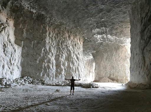 عکس معدن نمک گرمسار