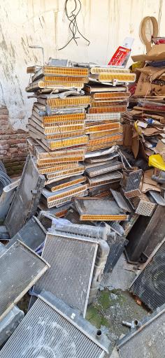 عکس رادیاتور سازی و فروشی حسن زاده