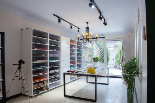 عکس شوروم درخشانی