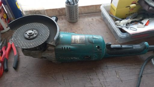 عکس کلینیک ابزار حمیدالکترو