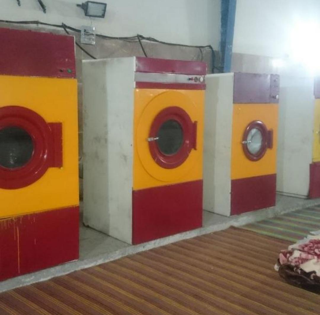 عکس قالیشویی و خشکشویی گلسرخ