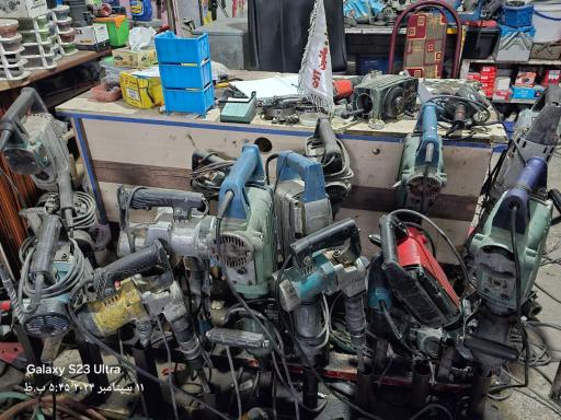 عکس دفتر اجاره ابزارآلات ساختمانی مصیب کریمی افشار