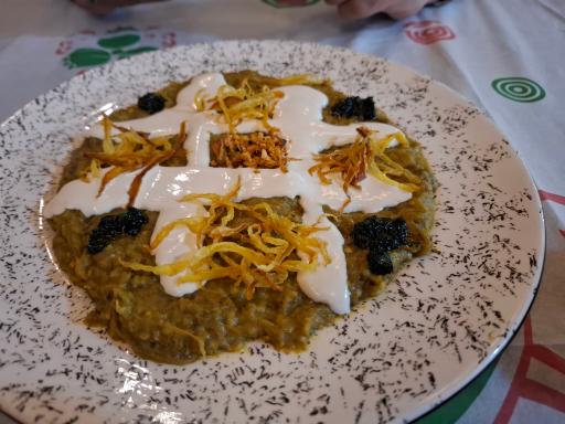 عکس رستوران سنتی عمارت والا