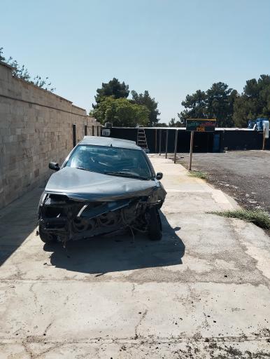 عکس خریدار ماشین تصادفی سمیعی