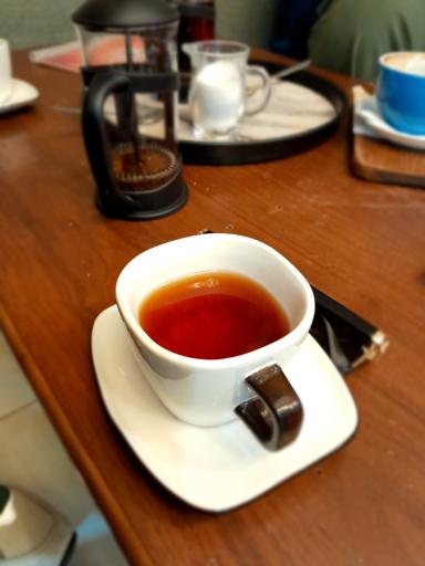 عکس رستوران سنتی عمارت والا