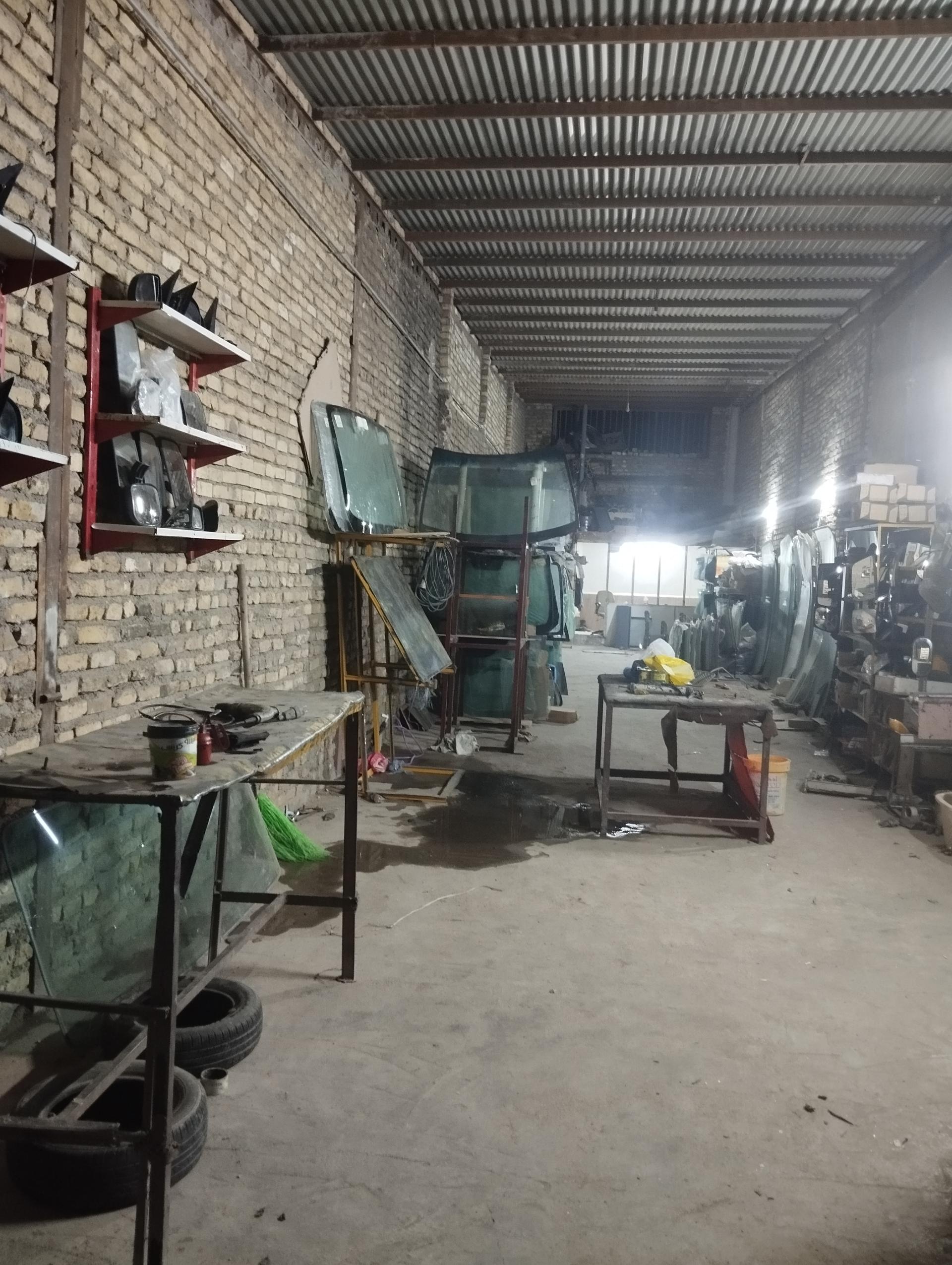 عکس شیشه اتومبیل علی سیسیان