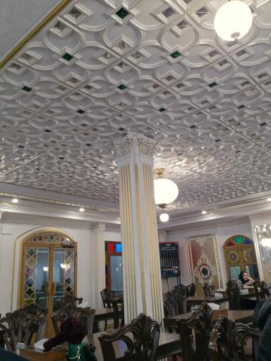 عکس رستوران سنتی عمارت والا