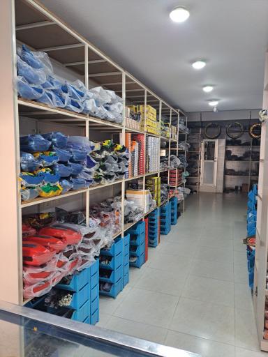 عکس لوازم یدکی موتور سیکلت دشتستان 