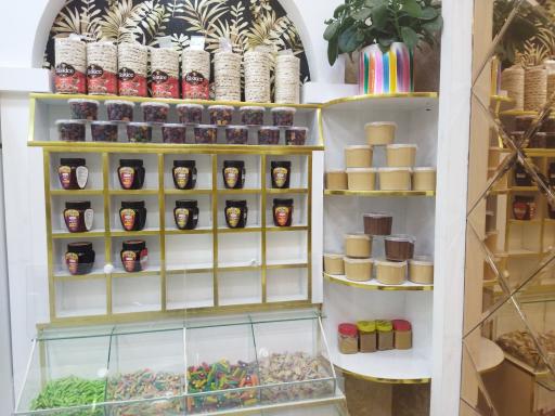 عکس آجیل و خشکبار یزدانی