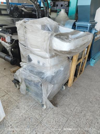 عکس خرید و فروش ماشین آلات تزریق پلاستیک اقبالی 