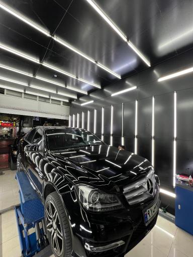 عکس کارشناسی و تشخیص رنگ خودرو پایتخت