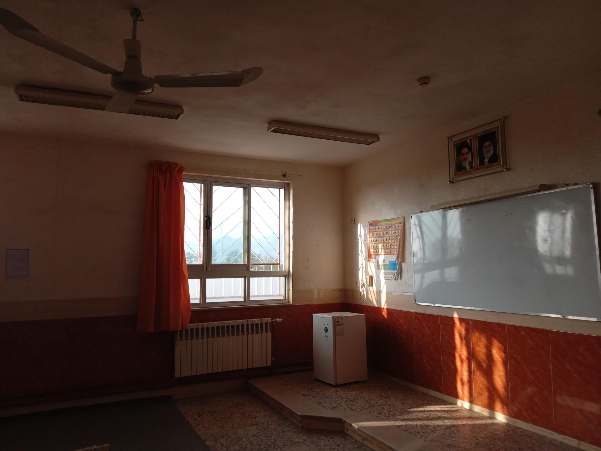 عکس مدرسه اندیشه اسالم