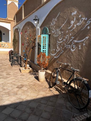 عکس اقامتگاه عمارت سرهنگ