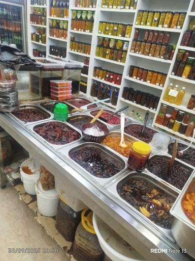 عکس فروشگاه ترش و شیرین