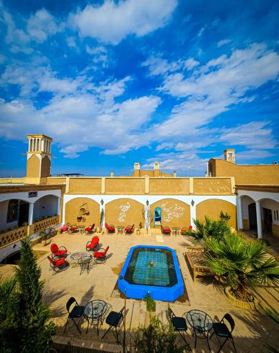 عکس اقامتگاه عمارت سرهنگ