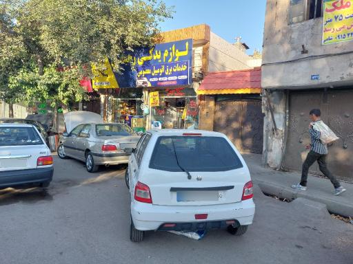 عکس برق و مکانیک خودرو برادران معصومی