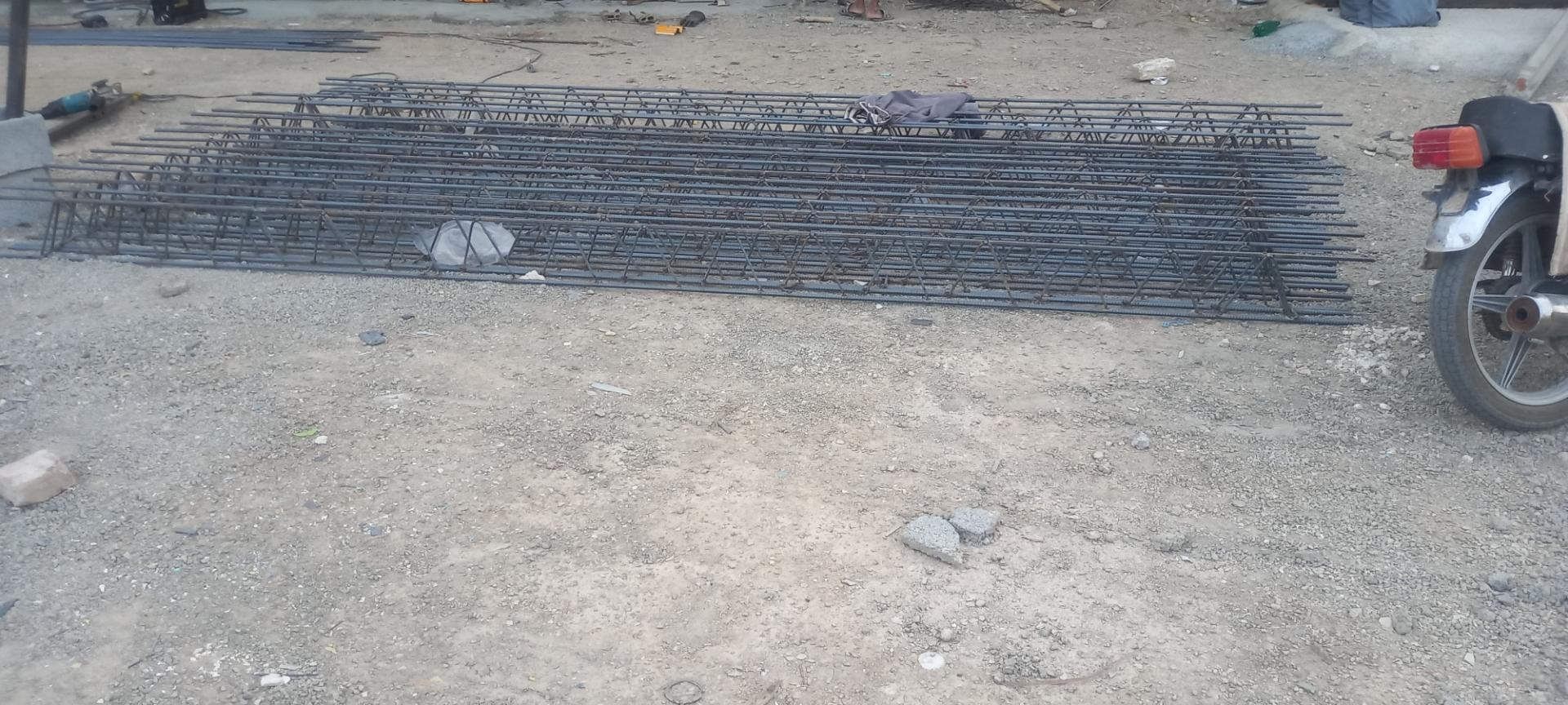 عکس کارگاه تیرچه و بلوک حافظ