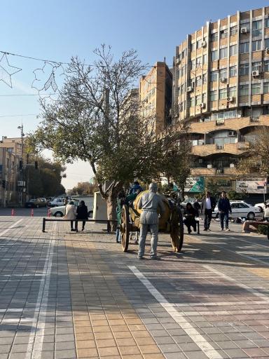 عکس چهارراه شهید محققی (سه راه امین)