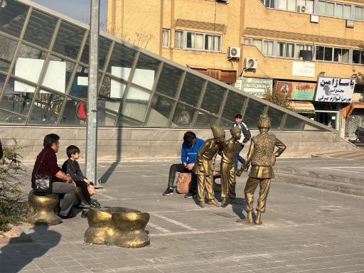 عکس چهارراه شهید محققی (سه راه امین)