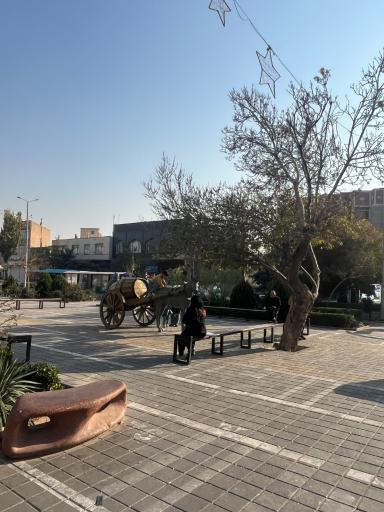 عکس چهارراه شهید محققی (سه راه امین)