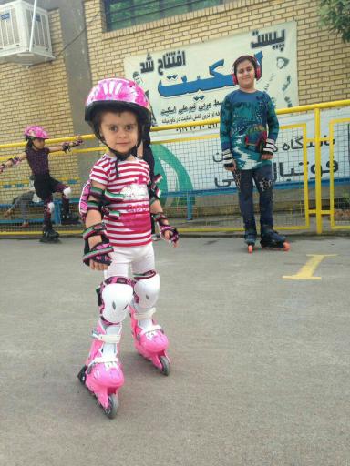 عکس اسکیت پاس