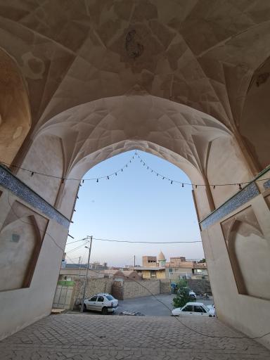 عکس مسجد تاریخی نقشینه