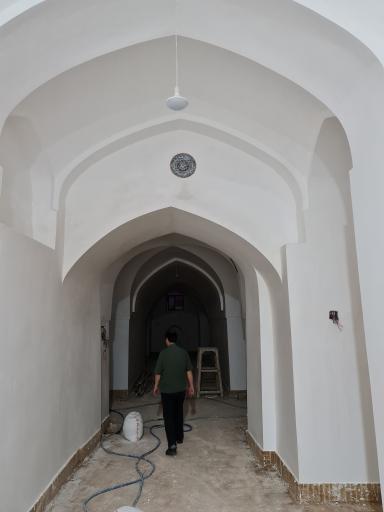 عکس مسجد تاریخی نقشینه